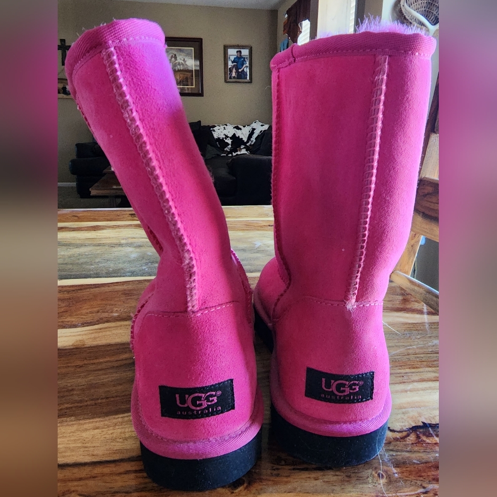 Women's hot pink brand new Ugg boots, size 9.